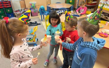 t&eacute;ma: tři kr&aacute;lov&eacute; a oslava nov&eacute;ho roku - c10637fb a122 493a 8a13 bf8d6f34909c 380x240