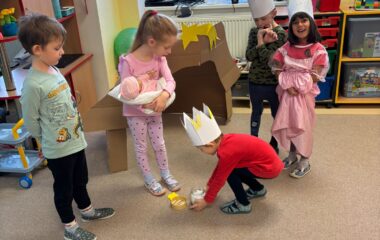 t&eacute;ma: tři kr&aacute;lov&eacute; a oslava nov&eacute;ho roku - daf8d267 4fa3 46e6 9996 b3964796d453 380x240