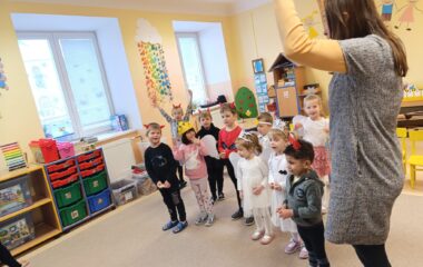 Mik, Miku, Mikul&aacute;&scaron; .... - f7002e1b b21a 4f7c 9571 66b790f7be39 380x240