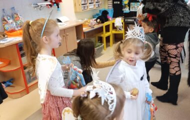 Mik, Miku, Mikul&aacute;&scaron; .... - f74c54a4 10e5 420d bf30 9e2fd2324233 380x240