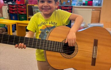 my jsme muzikanti... - 076af647 06d9 4860 92a8 5f45b75759b7 380x240