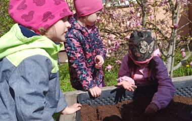 Den Země - acfb94ad 0f83 4027 a959 b24a311e330e 380x240