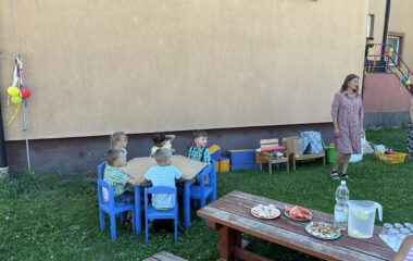 rozloučen&iacute; s před&scaron;kol&aacute;čky - IMG 2943 380x240