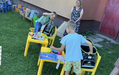 rozloučen&iacute; s před&scaron;kol&aacute;čky - IMG 2951 380x240