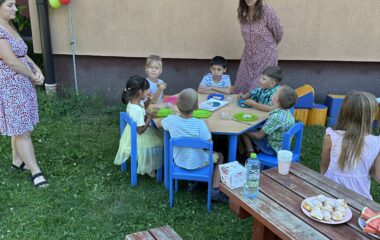 rozloučen&iacute; s před&scaron;kol&aacute;čky - IMG 2983 380x240