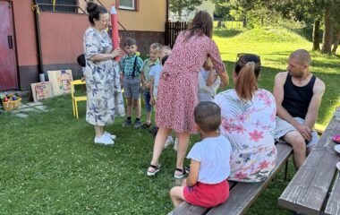 rozloučen&iacute; s před&scaron;kol&aacute;čky - IMG 3035 380x240