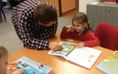 byli jsme vysvobodit paní knihovnici... - IMG 20180406 WA0024 380x240
