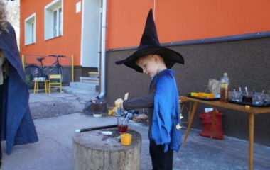 školní rok 2011 - 2012 - čarodějničky 67 1 380x240