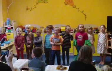 školní rok 2015 - 2016 - 18.12 7 380x240