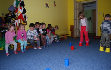 školní rok 2012 - 2013 - den dětí 43 380x240
