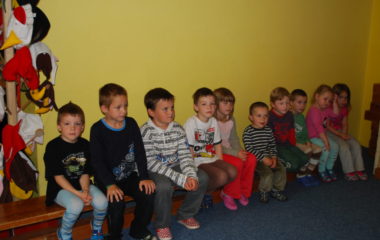 školní rok 2012 - 2013 - den dětí 7 380x240