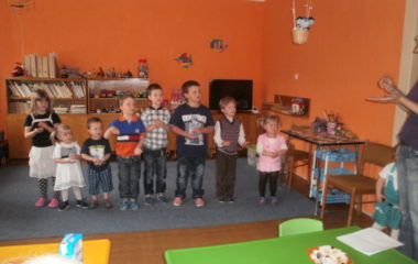 školní rok 2012 - 2013 - den matek 15 380x240