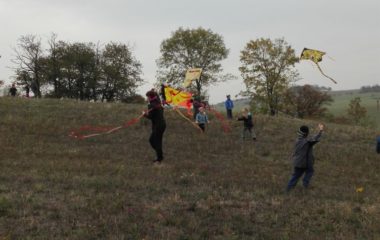 školní rok 2015 - 2016 - drakiáda 2015 7 380x240