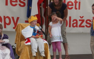 školní rok 2010 - 2011 - festival 2011 5 380x240