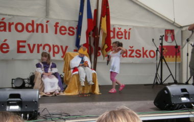 školní rok 2010 - 2011 - festival 2011 7 380x240