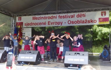 školní rok 2016 - 2017 - festival dětí 22 380x240