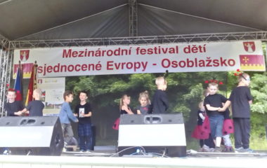školní rok 2016 - 2017 - festival dětí 30 380x240
