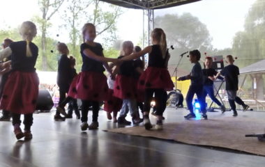 školní rok 2016 - 2017 - festival dětí 40 380x240