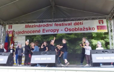 školní rok 2016 - 2017 - festival dětí 5 380x240