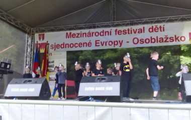 školní rok 2016 - 2017 - festival dětí 8 380x240