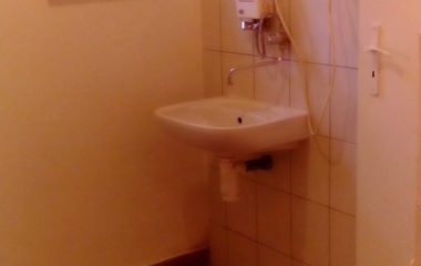 letošní zvelebování naší školičky  -  moc za to děkujeme.... - DSC 5008 380x240
