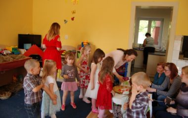 přáli jsme maminkám - DSC 0139 380x240