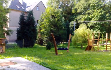 naše nová školní zahrada - DSC 6099 380x240
