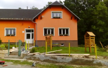 naše nová školní zahrada - DSC 6119 380x240