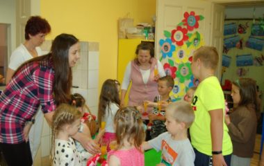 loučení s naší předškolačkou  :-( - DSC 0093 380x240