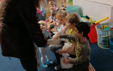 Mik, Miku, Mikuláš..... - IMG 20211206 WA0026 380x240