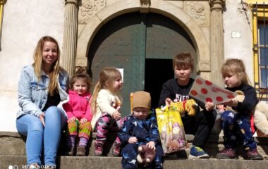 hledání velikonočních vajíček na hradě - IMG 20220414 WA0005 380x240