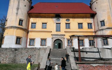 hledání velikonočních vajíček na hradě - IMG 20220415 WA0002 380x240