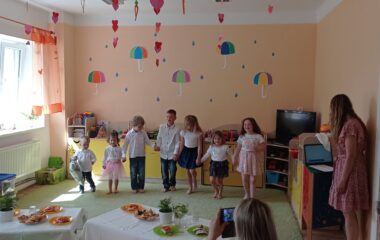 pro naše maminky :-) - IMG 20220513 145157 380x240
