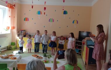 pro naše maminky :-) - IMG 20220513 145255 380x240