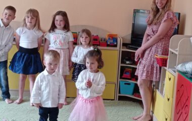 pro naše maminky :-) - IMG 20220513 145607 380x240