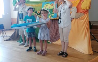 výlet za kamarády a shlédnuti divadelního představení "průzkumníci v Africe" - IMG 20220627 WA0059 380x240