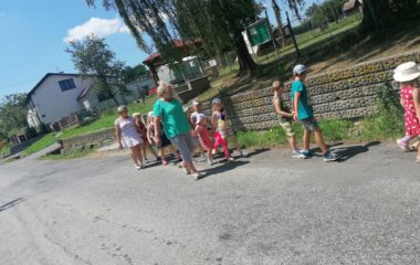 výlet za kamarády a shlédnuti divadelního představení "průzkumníci v Africe" - IMG 20220627 WA0073 380x240