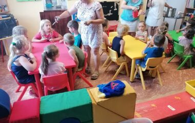 výlet za kamarády a shlédnuti divadelního představení "průzkumníci v Africe" - IMG 20220627 WA0075 380x240