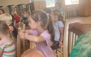 výlet za kamarády a shlédnuti divadelního představení "průzkumníci v Africe" - IMG 20220630 WA0028 380x240