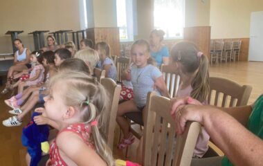výlet za kamarády a shlédnuti divadelního představení "průzkumníci v Africe" - IMG 20220630 WA0037 380x240