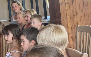 výlet za kamarády a shlédnuti divadelního představení "průzkumníci v Africe" - IMG 20220630 WA0040 380x240