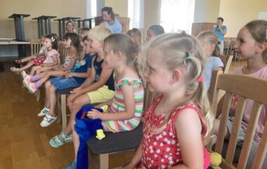výlet za kamarády a shlédnuti divadelního představení "průzkumníci v Africe" - IMG 20220630 WA0046 380x240