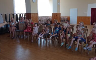 výlet za kamarády a shlédnuti divadelního představení "průzkumníci v Africe" - IMG 20220627 132343 380x240