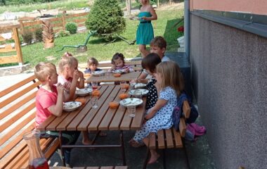 poslední školní den :-) - IMG 20220630 115136 380x240