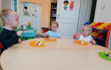 září ve školce - IMG 20220913 WA0013 380x240