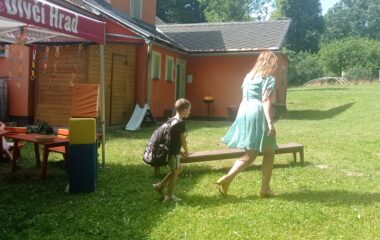 loučení se školkou :-) - IMG 20230626 152349 380x240