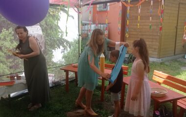 loučení se školkou :-) - IMG 20230626 152644 380x240