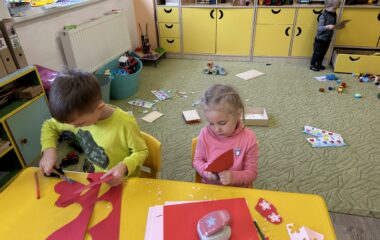 výroba přáníček - IMG 0838 380x240