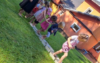 náš dětský den :-) - 4759e435 caef 499d b8d0 0e6c7b8de3aa 380x240