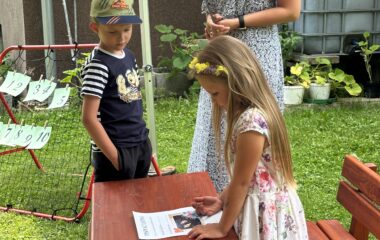 pasování předškoláků :-) - IMG 4179 380x240